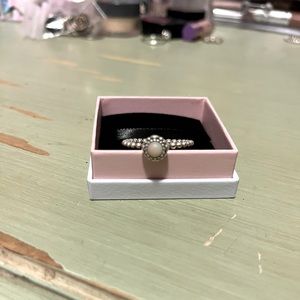 Pandora ring Size 9